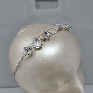 Sparkling Crystal Embellished Headband